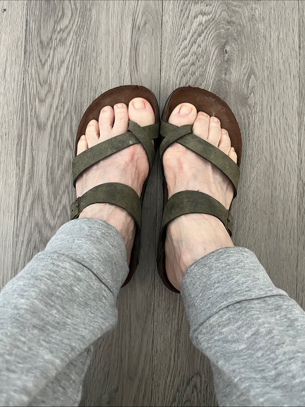 Cliffs by WHITE MOUNTAIN Olive Green Sandals